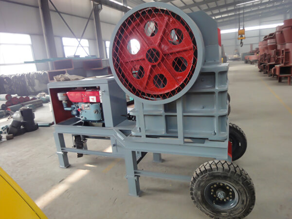 Mobile jaw crusher machine - Image 3