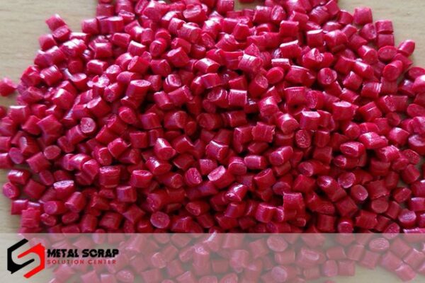 PP Red Granules - Image 2